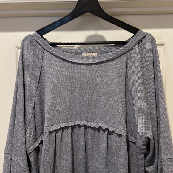 Women’s GiGiO 1XL Top - Picture 2 of 7